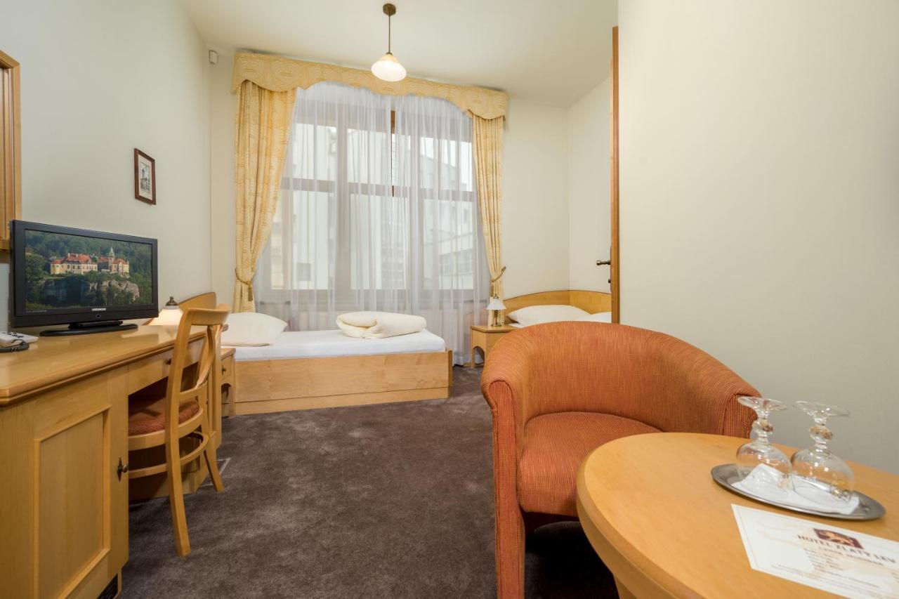 Hotel Zlaty Lev جابلونك ناد نيسو المظهر الخارجي الصورة