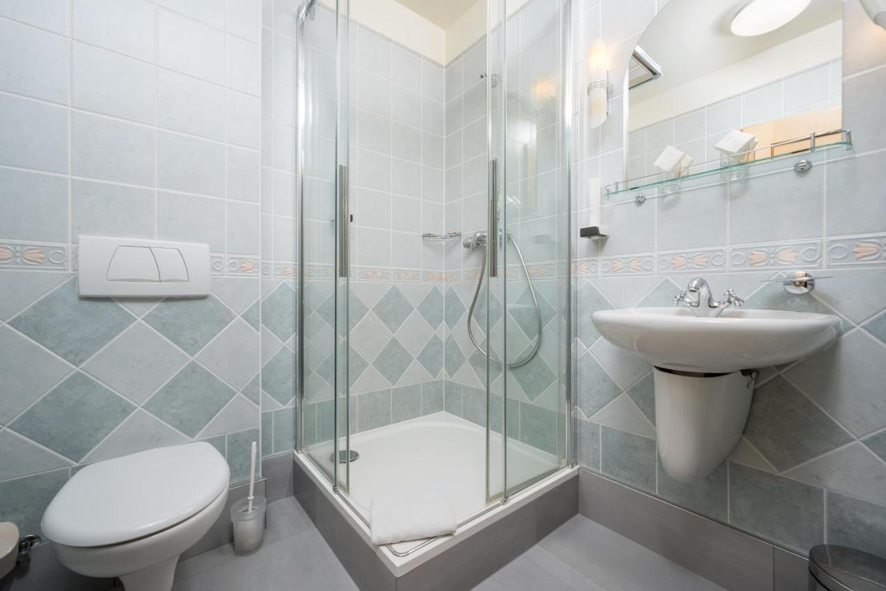 Hotel Zlaty Lev جابلونك ناد نيسو المظهر الخارجي الصورة